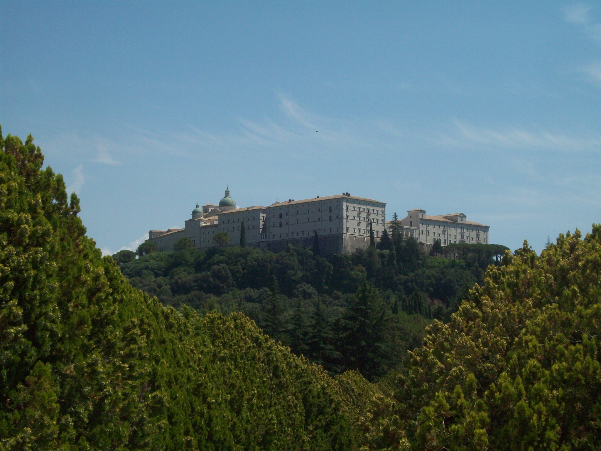 Улица героев Монте Кассино. Кассино фото. Монтекассино фото внутри. Cassino University.